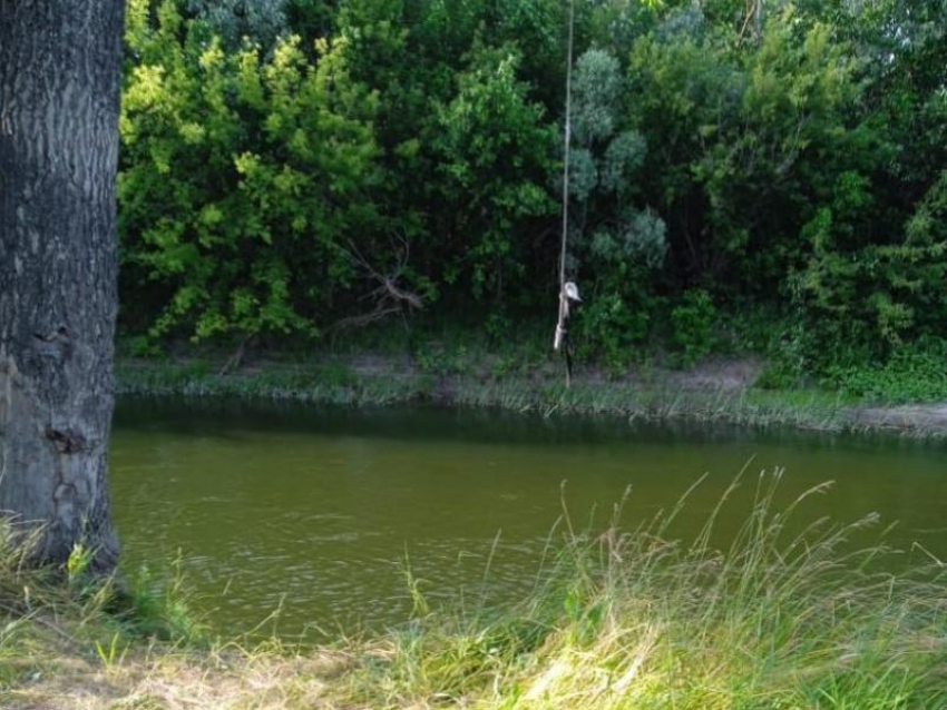 Опубликовано фото с места гибели подростка в воронежской реке