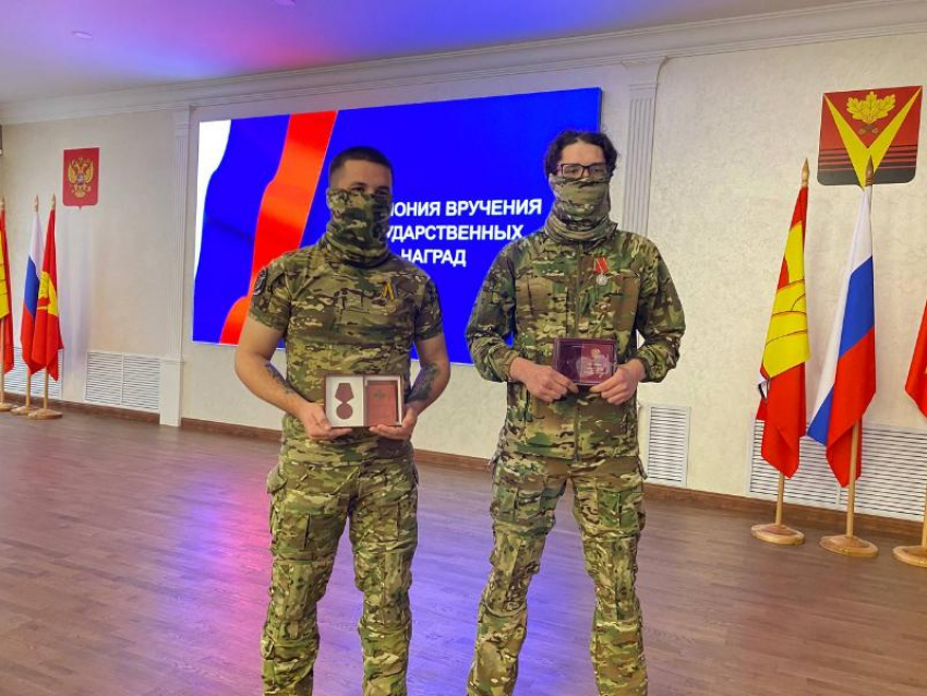 Два брата-участника СВО получили медали в Воронежской области 