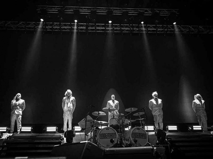 Группа вокалиста Rammstein отменила концерт в Воронеже из-за коронавируса