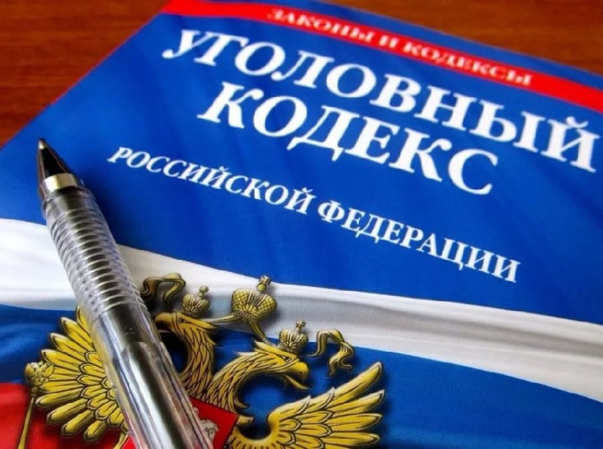 Двое парней ограбили воронежца и попали под уголовное дело 