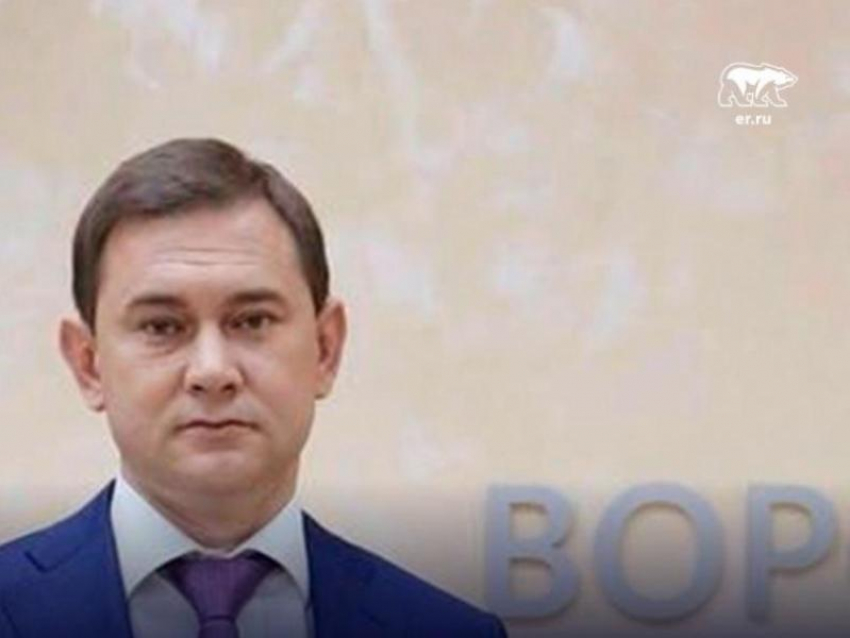 Спикер облдумы Нетёсов выписывает миллионы из бюджета под молчаливое одобрение депутатов