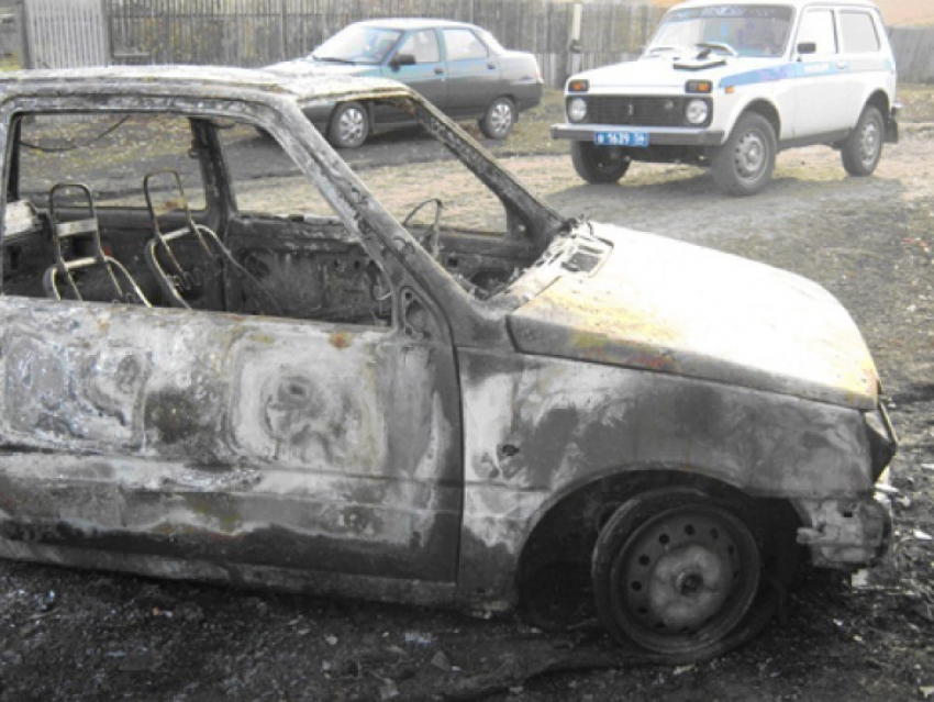 В Воронежской области поймали наркомана, который поджег автомобиль «Ока»