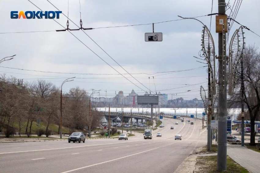 Штормовое предупреждение продлили в Воронежской области