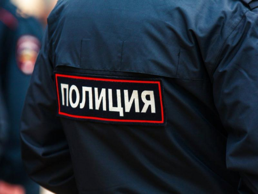 Тело пенсионерки нашли на улице в Воронеже