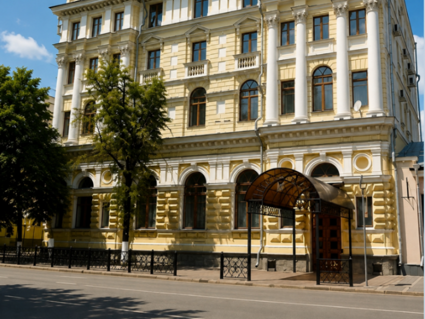 Никто не захотел заниматься ремонтом главного здания воронежского ЗАГС