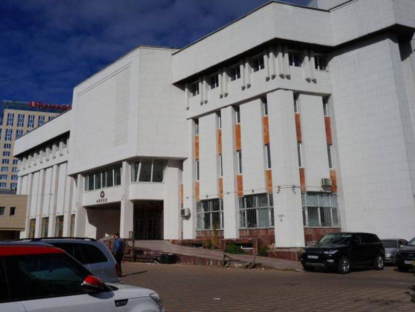 Старейший бизнес-центр Воронежа, наконец, продали за 81 млн рублей