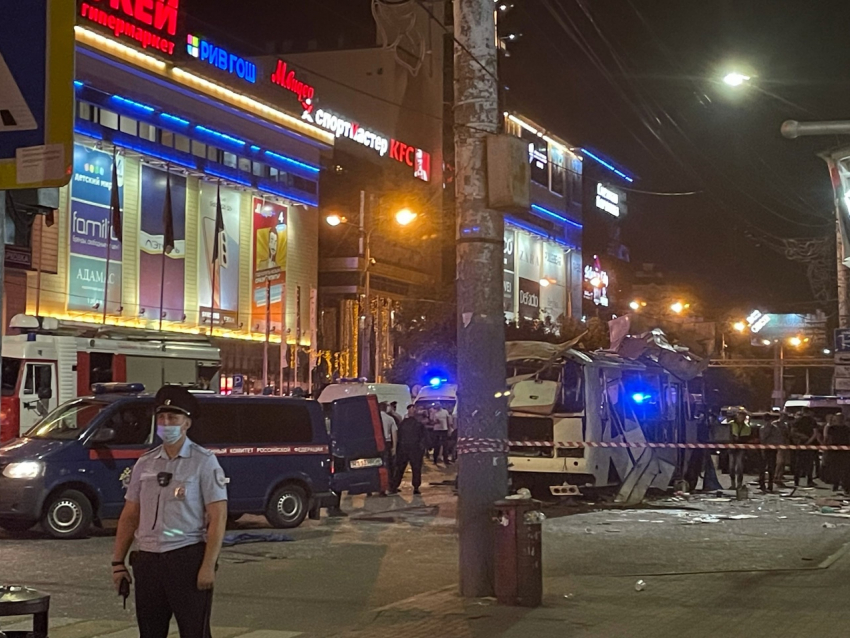 Вторая женщина скончалась в больнице после взрыва автобуса в центре Воронежа