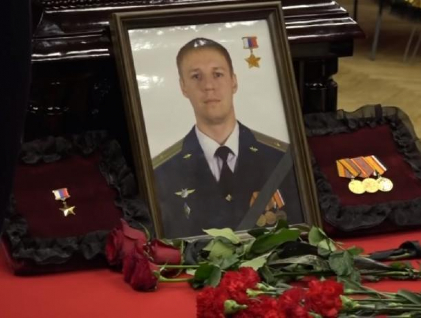 «Это вам за пацанов»: Герой России Роман Филипов 41 год назад родился в Воронеже