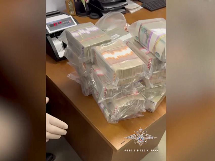 Директор воронежского отделения «Почты России» провернула аферу на 60 млн рублей