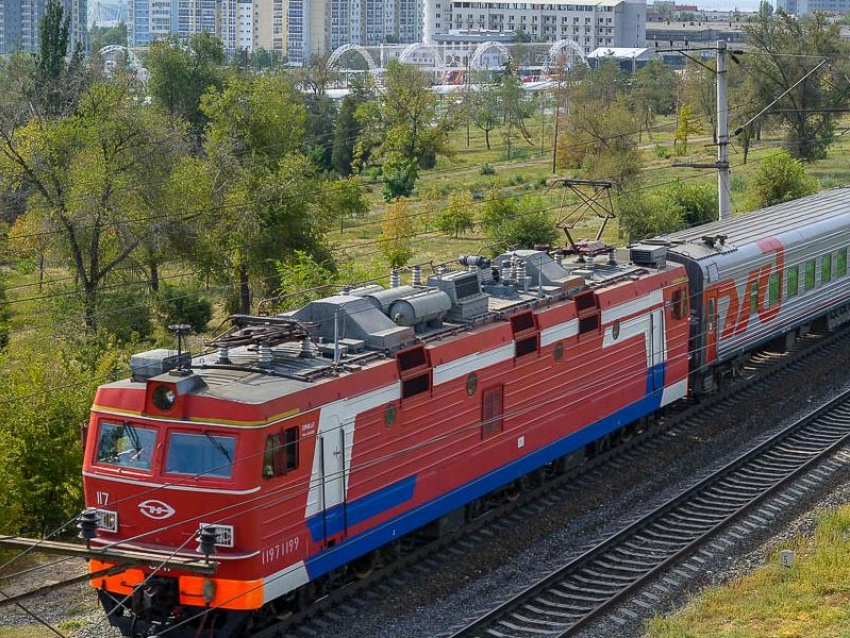 Девять вагонов сошли с рельс в Воронежской области