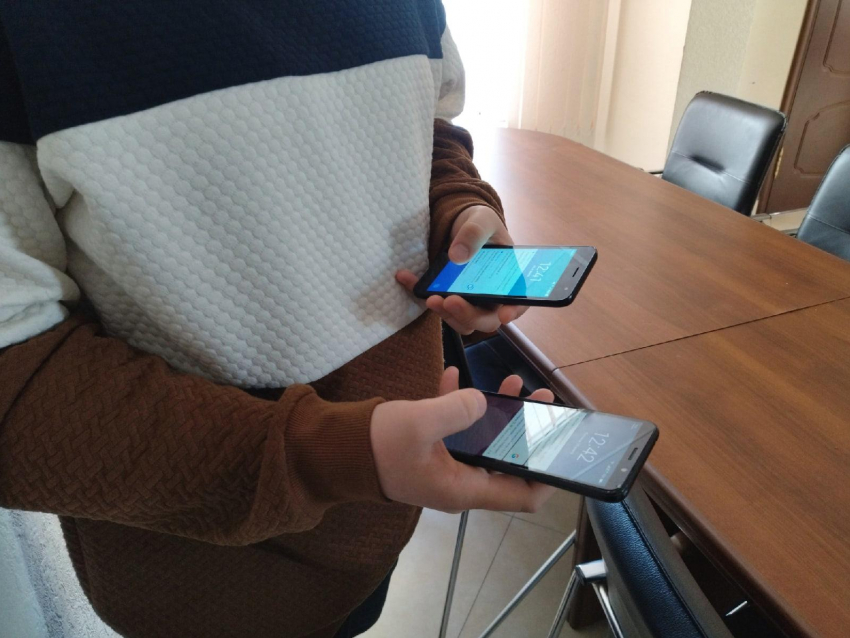 Семейная пара из Воронежской области упросила мошенника «защитить» их банковские счета