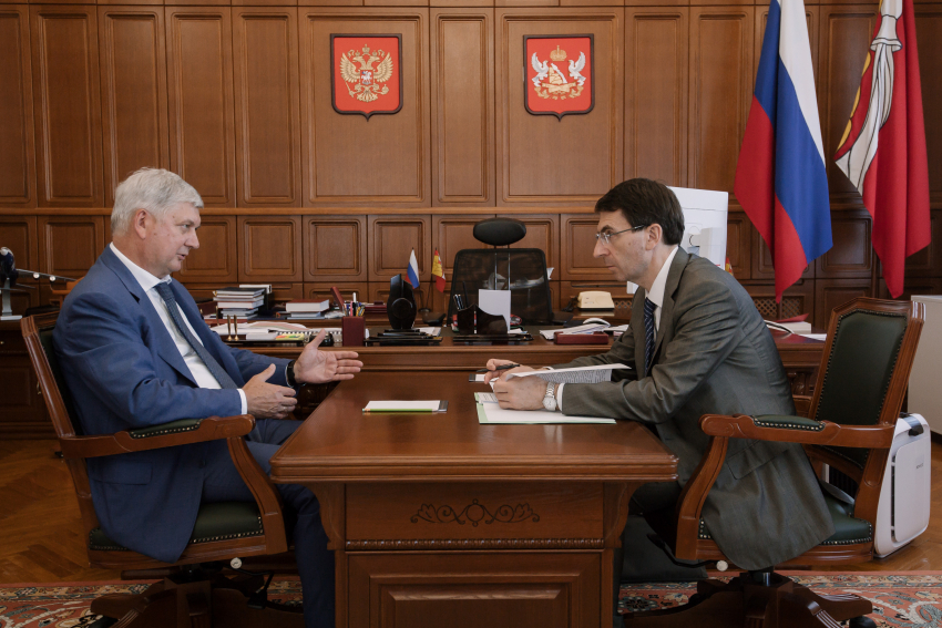 Гусев и Щеголев обсудили замену главному фединспектору Солодову