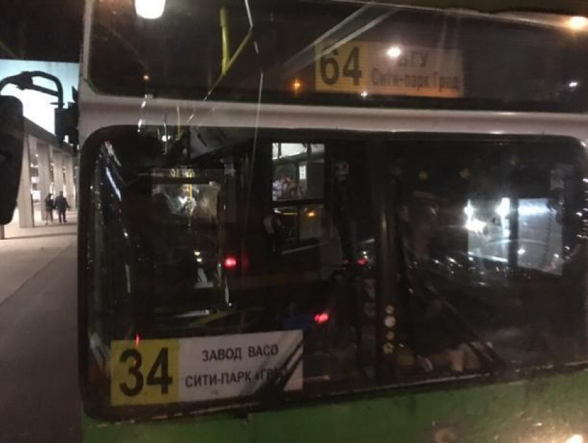 Автобус с раздвоением личности заметили в Воронеже