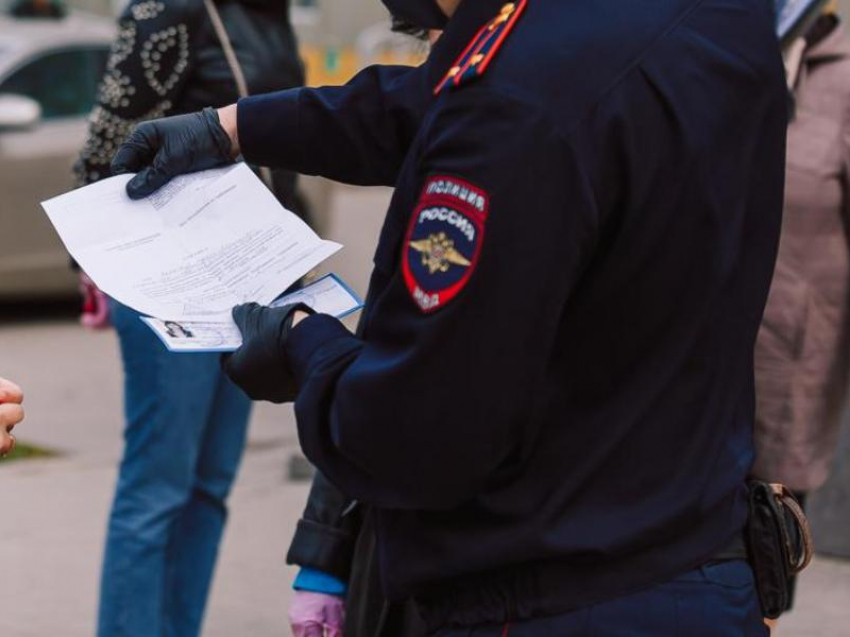 Сотрудницу РЖД поймали на мошенничестве на 5,7 млн рублей в Воронежской области