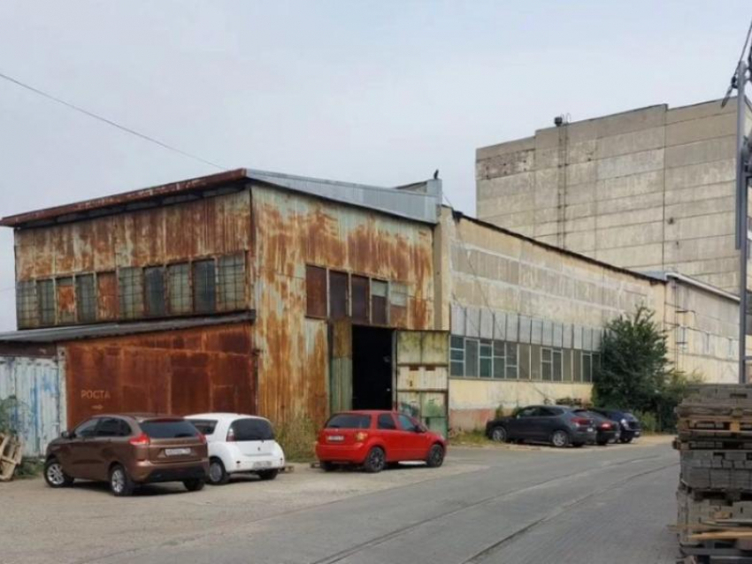  Ржавый завод в центре Воронежа подешевел до 85 млн рублей