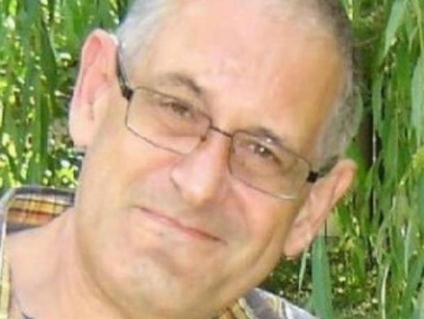  В Воронеже разыскивают 52-летнего мужчину в очках, пропавшего два месяца назад