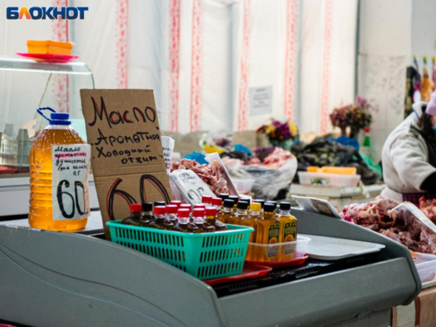 Из-за «недовакцинирования» предпринимателей в поселке Воронежской области закрылся рынок