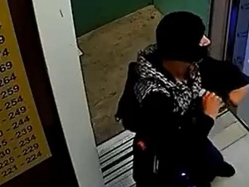 Серия велосипедных краж продолжает будоражить жителей воронежского ЖК