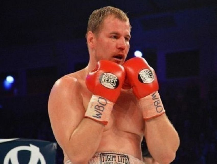 Украинец Силлах победил воронежского боксера Князева в бою за титул WBO Asia Pacific 