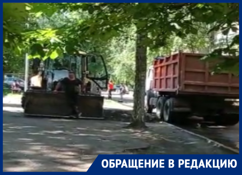 Соседский конфликт разгорается из-за благоустройства двора в Воронеже