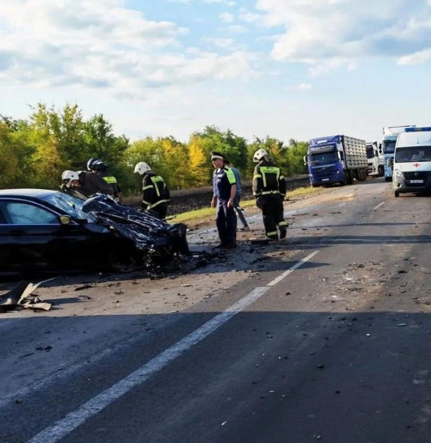 Четыре автомобиля столкнулись из-за ошибки одного под Воронежем 