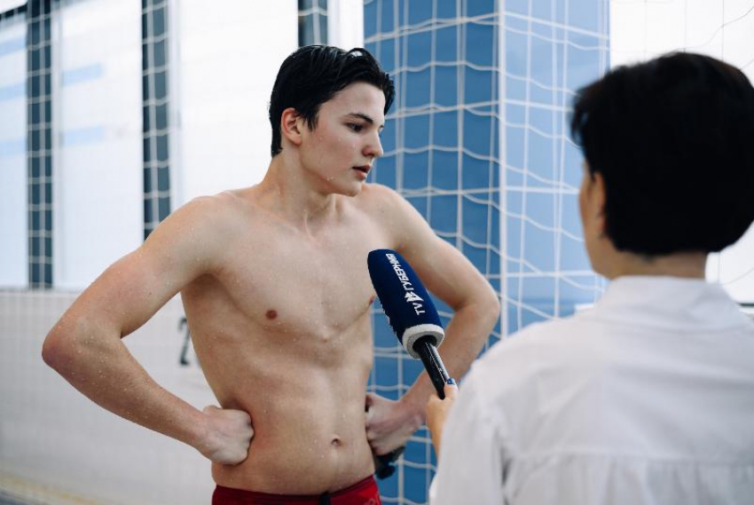 Юноша из Воронежа завоевал 2 золотых медали на турнире по плаванию в Беларуси
