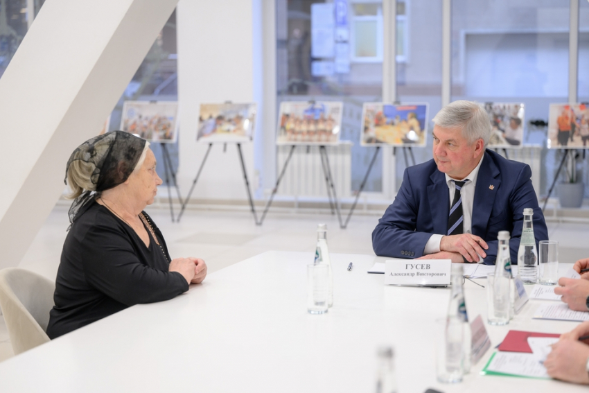 Губернатор Александр Гусев провел личную встречу с жителями Воронежской области