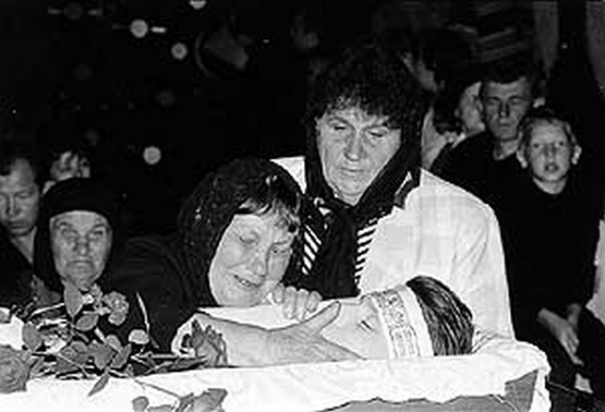 Ровно 26 лет назад в Воронеже скончался лидер группы «Сектор Газа» Юрий Хой