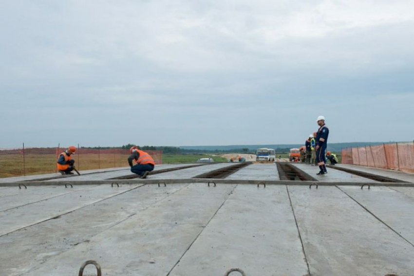 Дорожники ограничили проезд по мосту на Тамбовской трассе под Воронежем