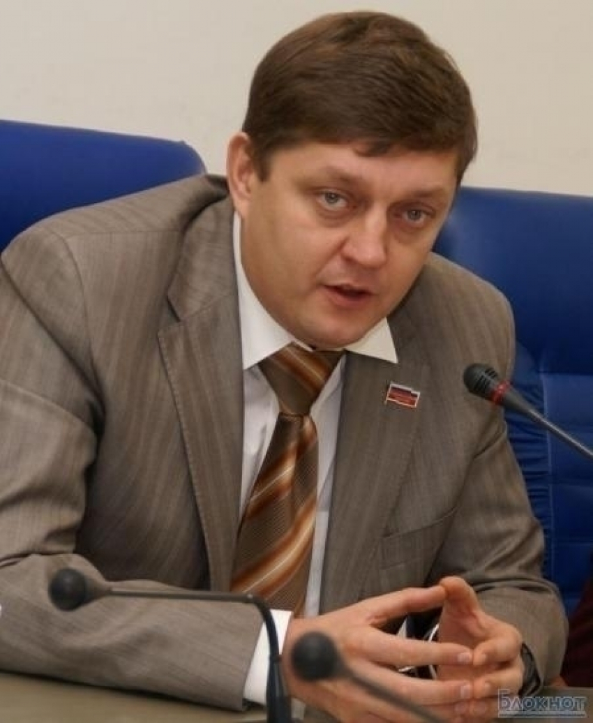Депутат ГосДумы Олег Пахолков: Гордеев вынудил уйти в отставку вполне дееспособного мэра