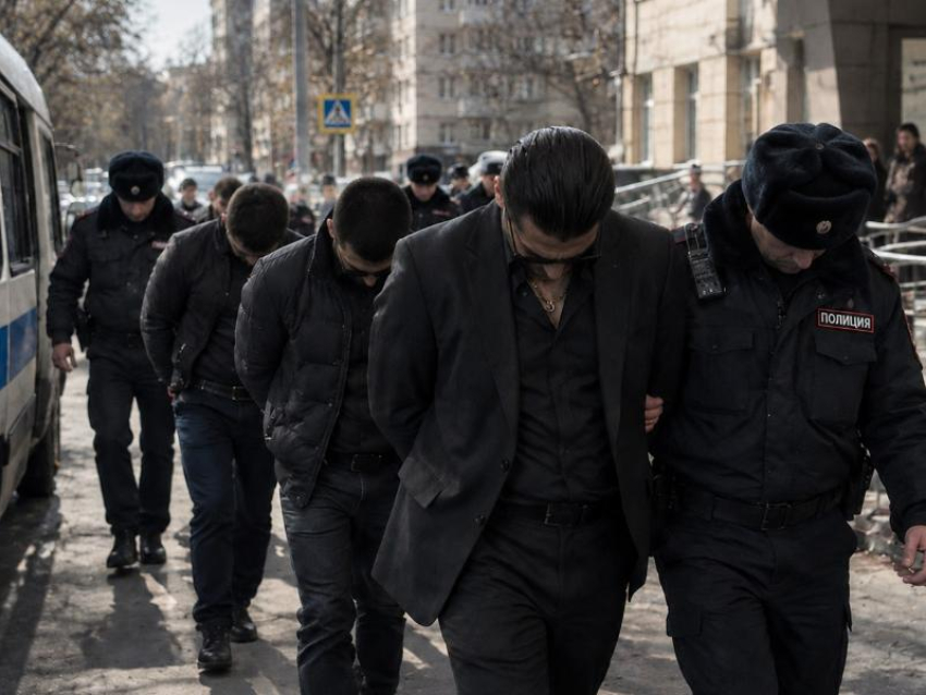 Сутенерам, контролировавшим больше 30 притонов и «дорожных точек», смягчили приговор в Воронеже