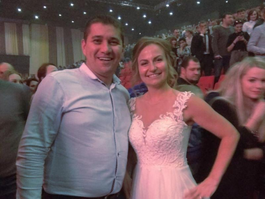 Молодожены отметили свадьбу на симфоническом концерте «Кино» в Воронеже