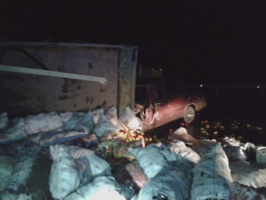 В Бобровском районе при столкновении «ВАЗ-2107» и грузовика «Газель» погиб человек (ФОТО)