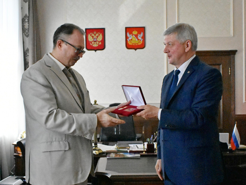 Экс-чиновнику, которого награждал Гусев, заменили «детский» приговор на реальный срок 