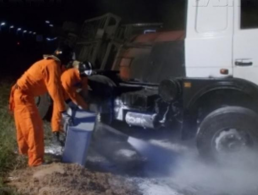 Водитель грузовика, раздавивший воронежского полицейского, предстанет перед судом
