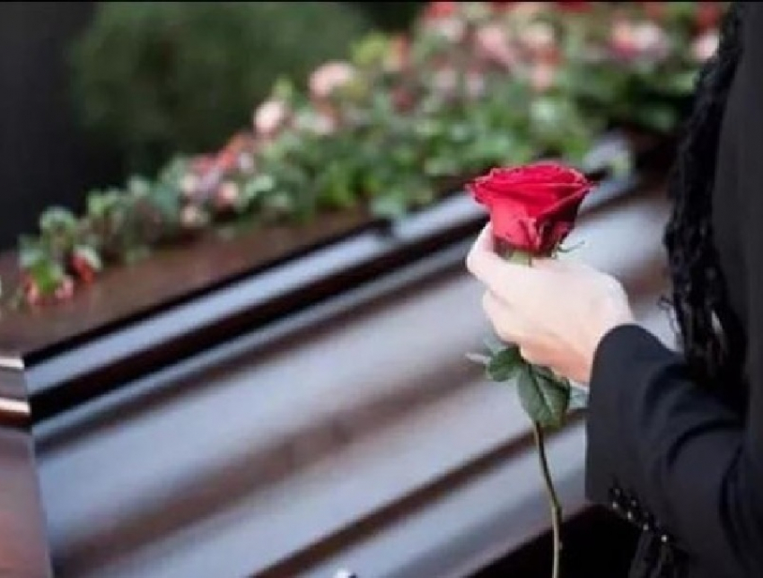 20-летнюю студентку с «синдромом Началовой» похоронили в Воронеже 
