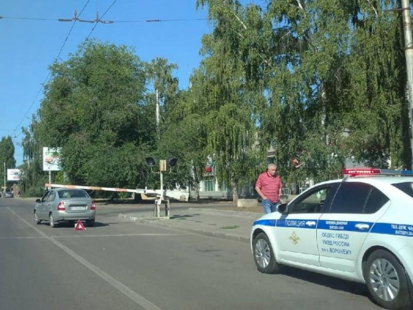 Очень странное происшествие заметили на дороге в Воронеже