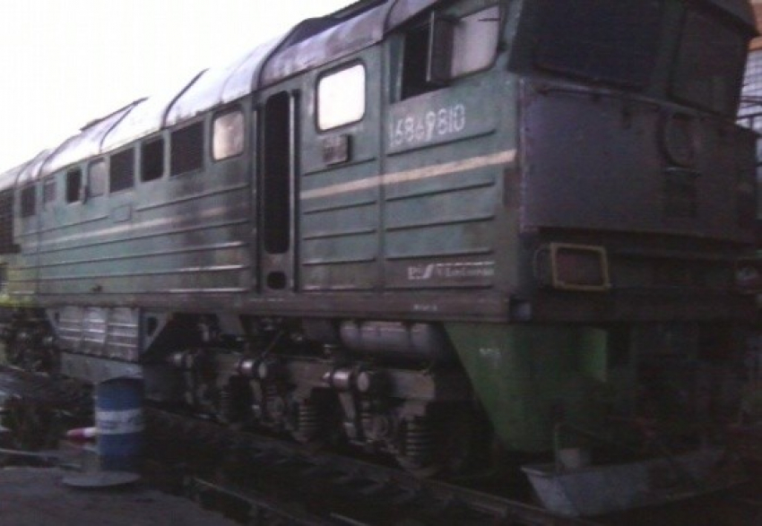 В Воронеже загорелся тепловоз на железной дороге