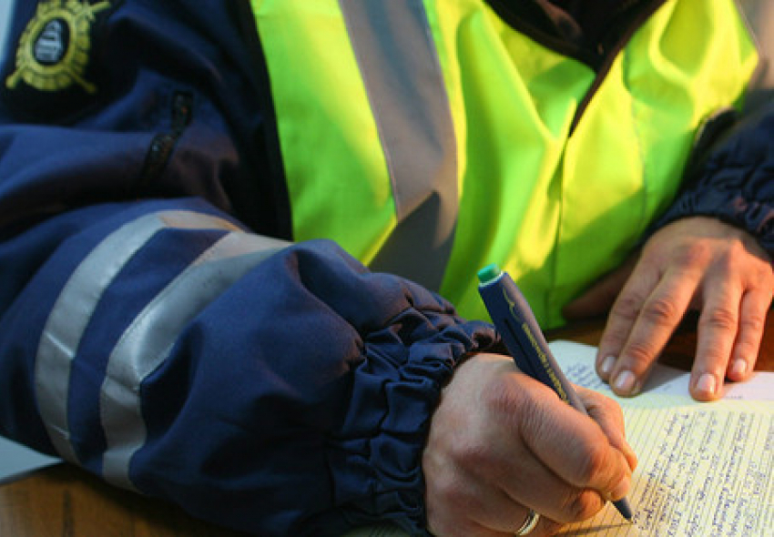 В Воронежской области инспектор ДПС за 8 тысяч рублей попытался забыть о сбитом пешеходе