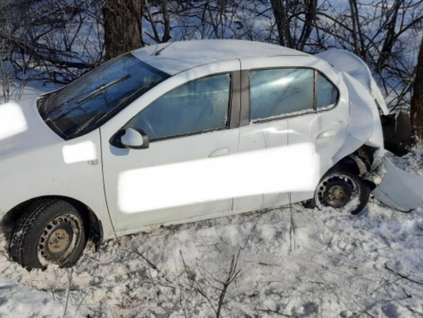 Пьяный воронежец угнал такси и попал в ДТП 