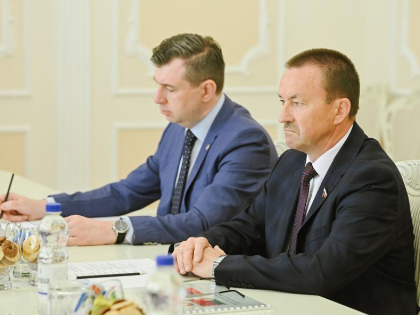 Юрий Матузов выступил с рядом инициатив на XIII Форуме регионов Беларуси и России