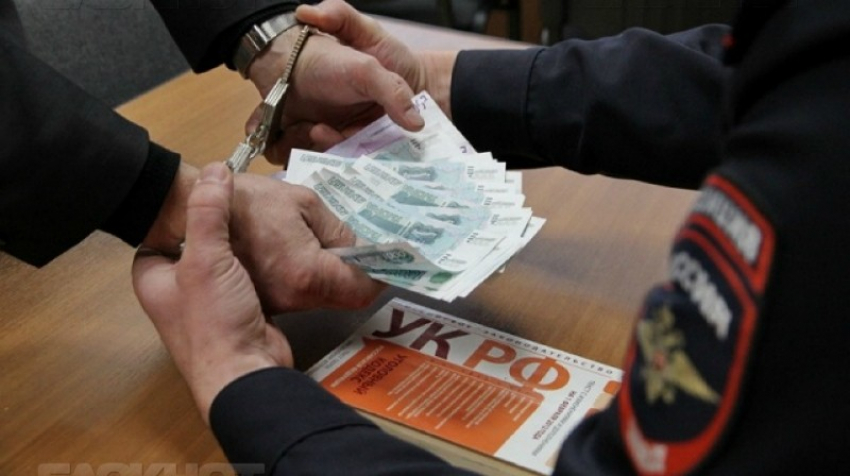 Воронежец пытался откупиться от начальника отдела ГИБДД за пьяную езду