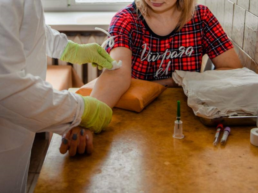 Стало известно, кто чаще всего делает прививку от COVID-19 в Воронежской области 