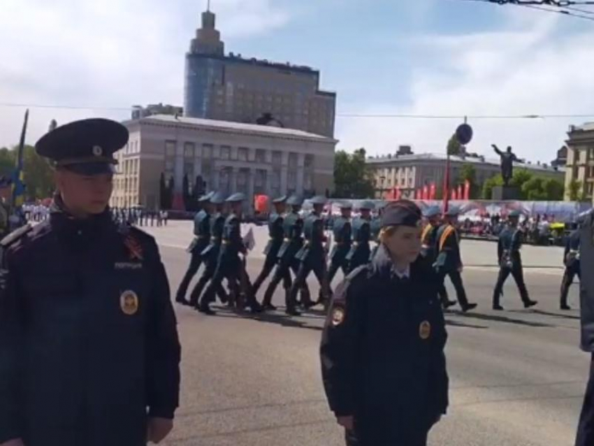 Парад Победы проходит в Воронеже 9 мая 2023 года