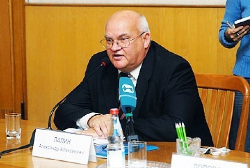 Депутат областной Думы Александр Лапин подал в суд на газету Время Воронежа