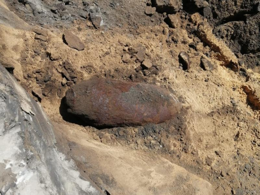 100-килограммовую авиабомбу случайно нашли недалеко от домов в Воронеже