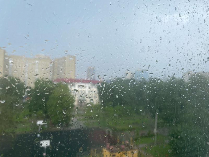 Страшный ветер и град накроют Воронежскую область