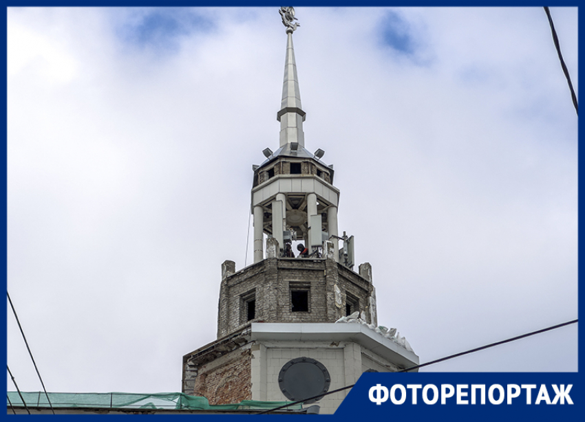Внутренности башни с часами на площади Ленина показали в Воронеже