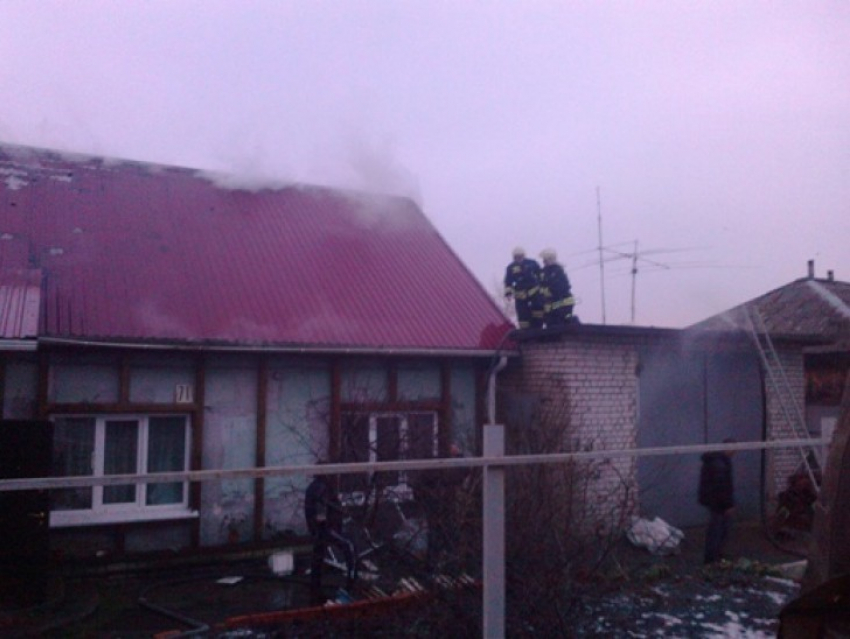 В Воронежской области на пожаре мужчина получил серьезные ожоги