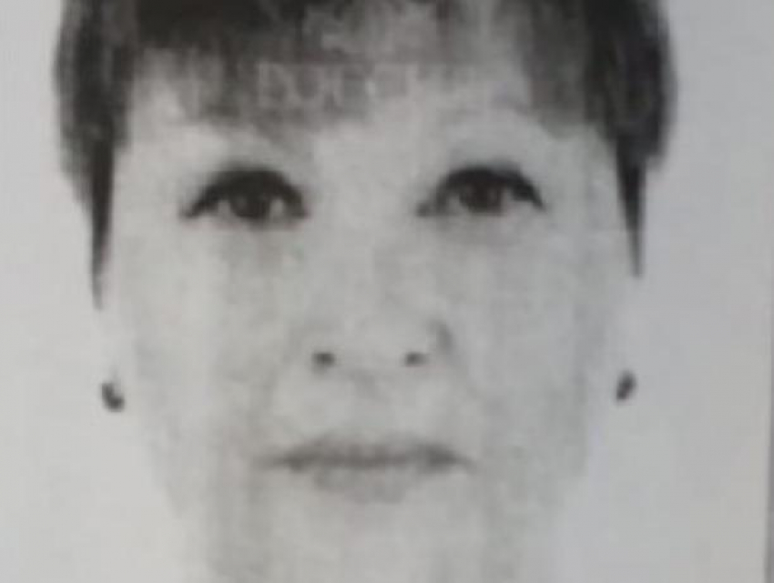 48-летняя жительница Воронежа со шрамом на лице исчезла после выходных
